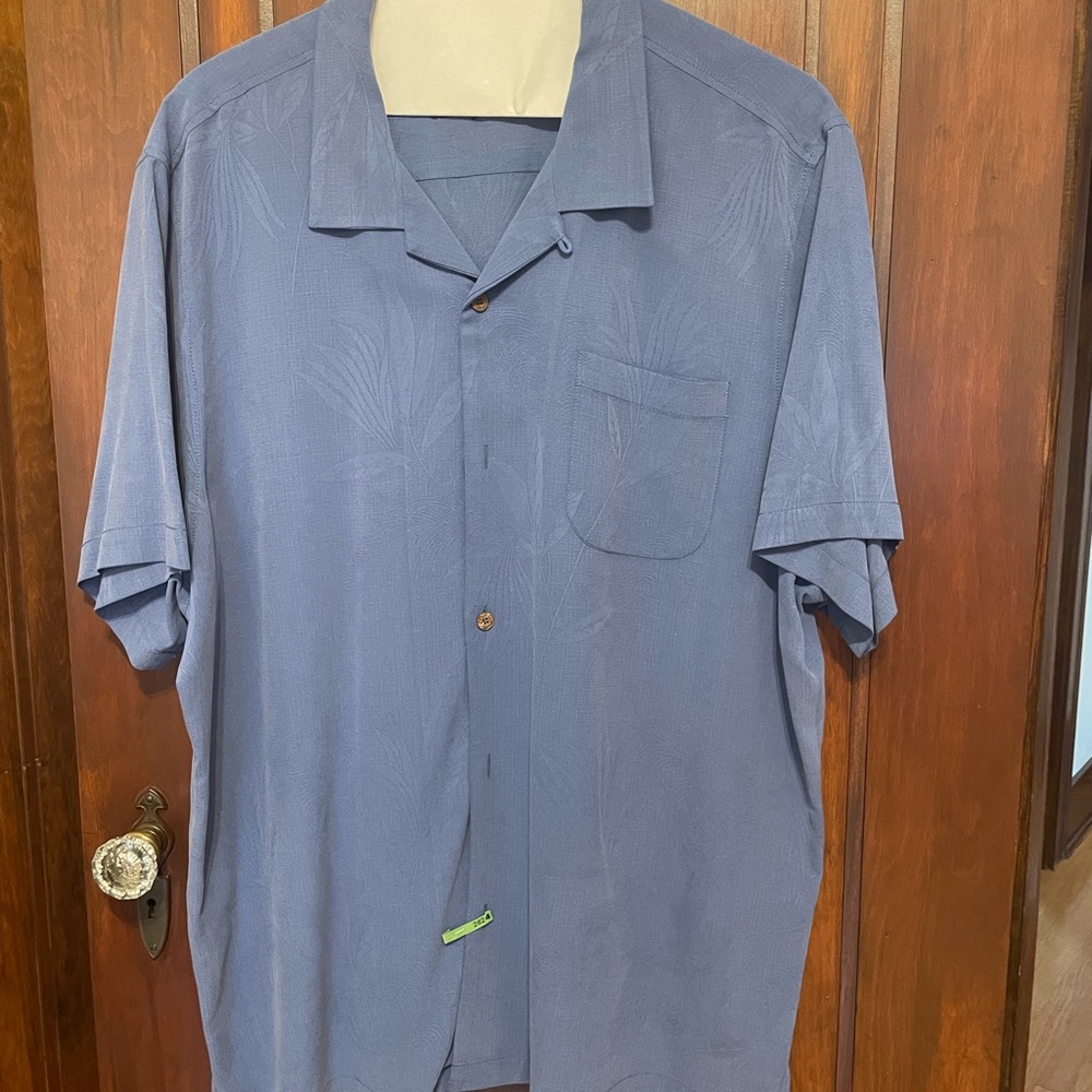 Tommy Bahama Blue Casual Button Down Shirt XXL Excellent Condition